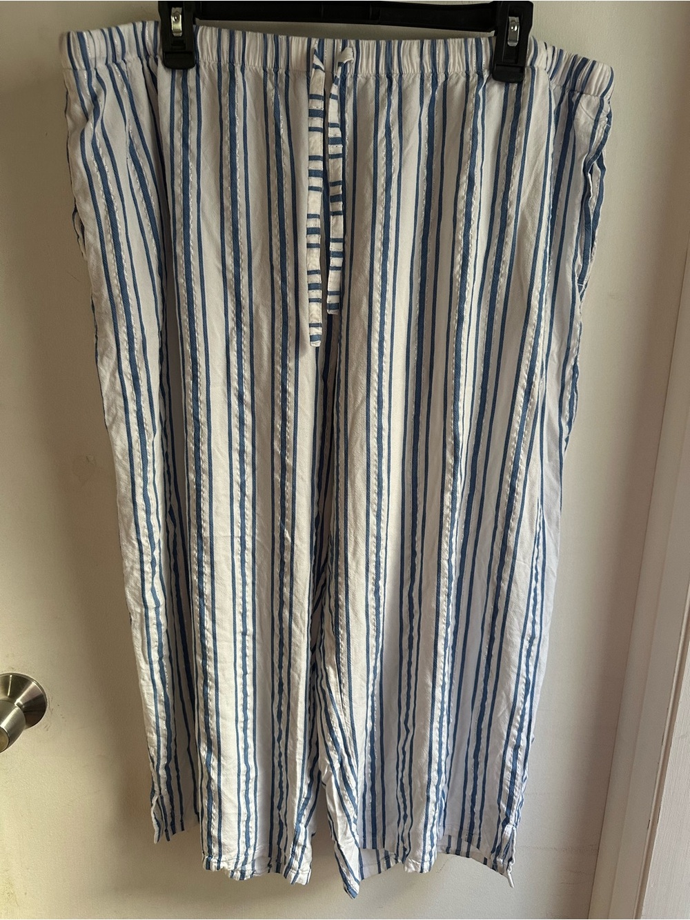 Notations Women’s Striped Pull On Crop Pants Blue White Metallic Linen Blend 1X